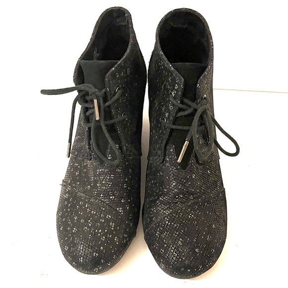 Toms Shoes - TOMS Desert Wedge Suede Heel Booties Black Shimmer Lace Up Ankle Boots Size 12